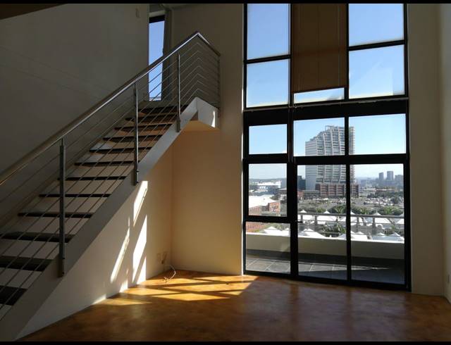 2 BEDROOM APARTMENT TO LET IN POINT WATERFRONT